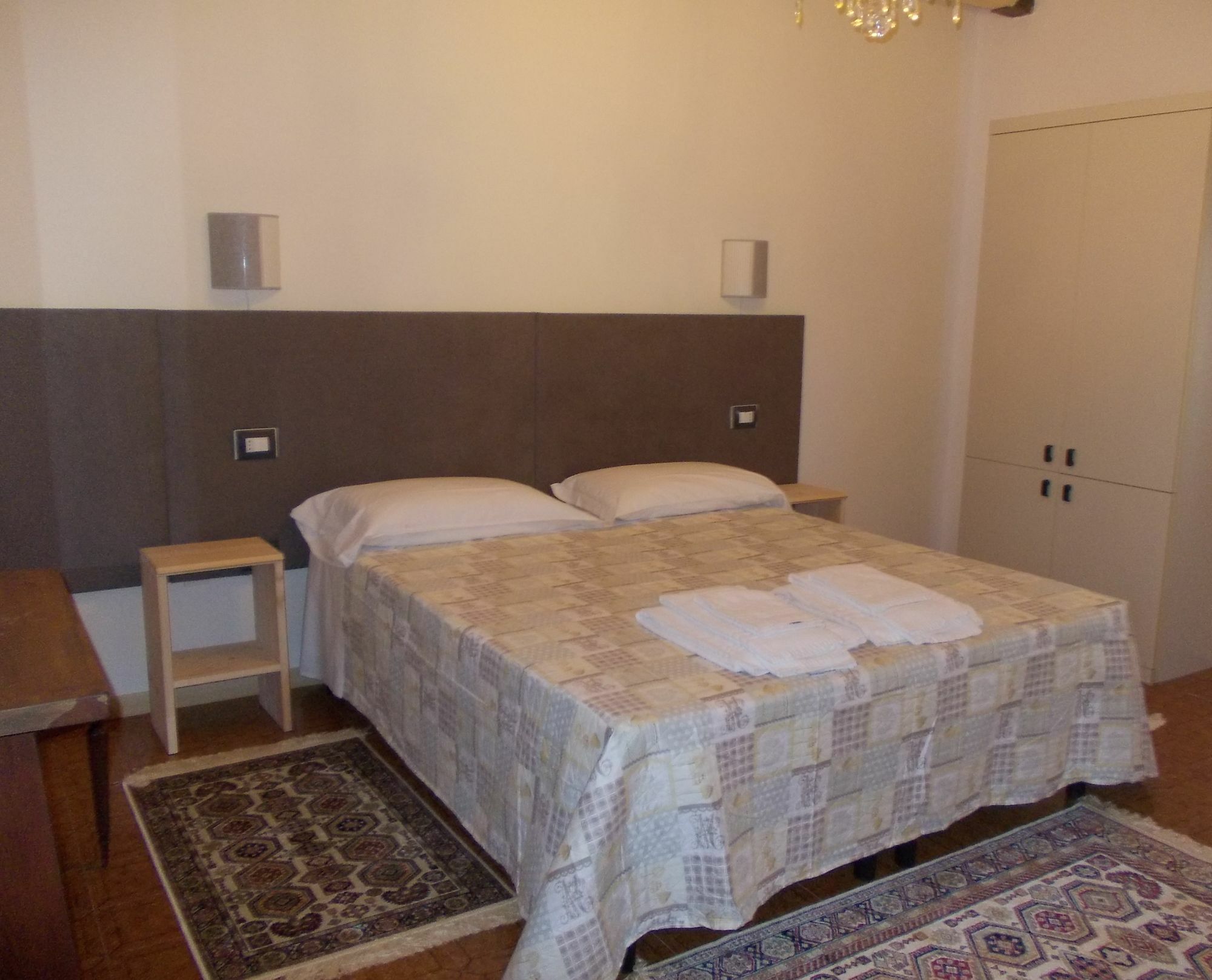 Romagnoli 36 Hotel Verona Bagian luar foto