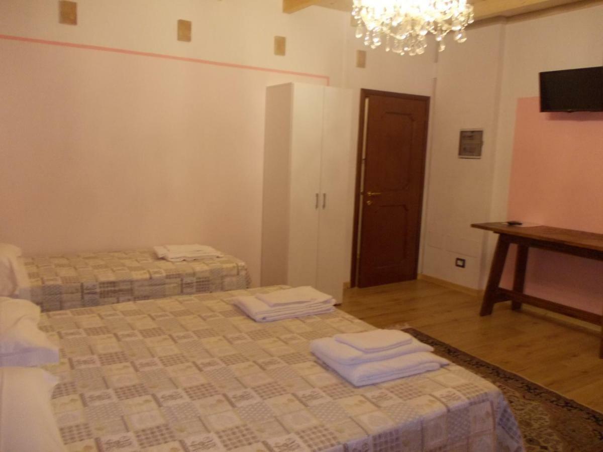 Romagnoli 36 Hotel Verona Bagian luar foto